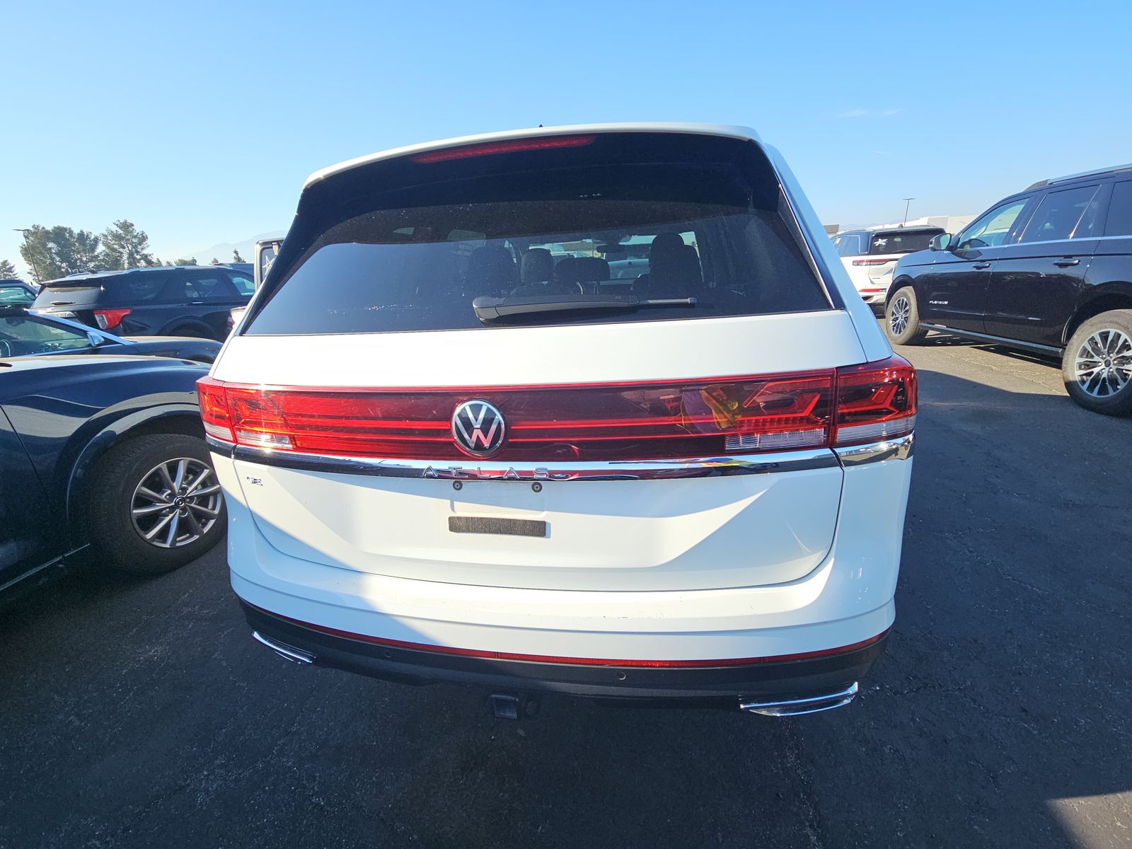 2025 Volkswagen Atlas 2.0T SE FWD