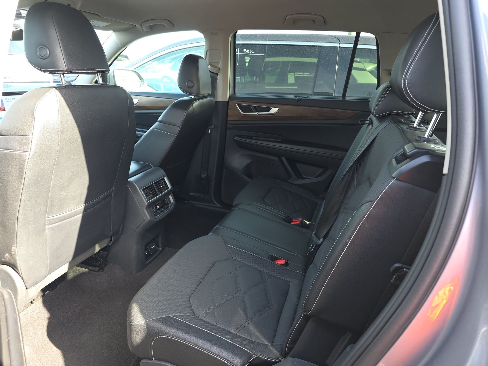 2024 Volkswagen Atlas 2.0T SE AWD