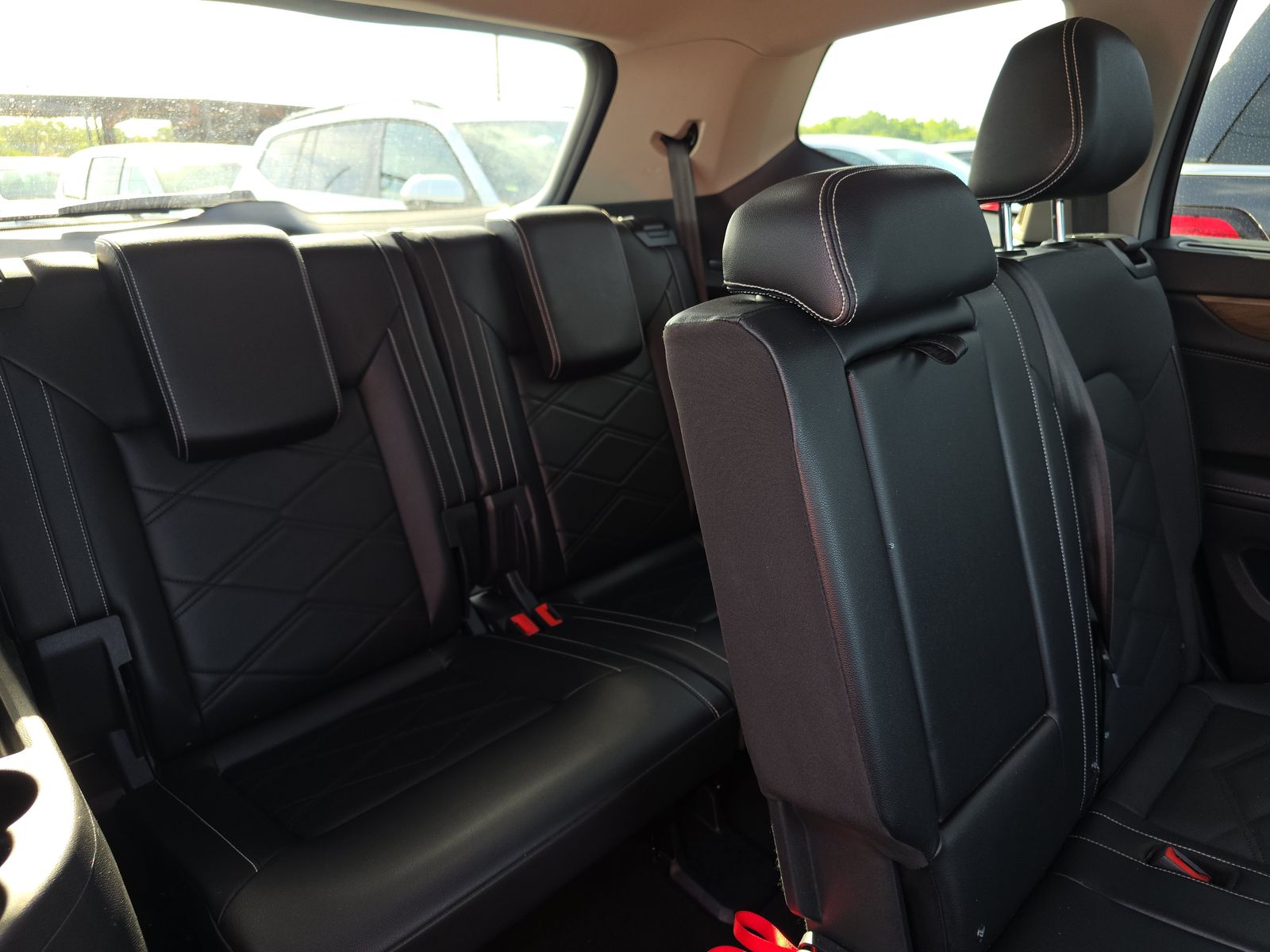 2024 Volkswagen Atlas 2.0T SE AWD