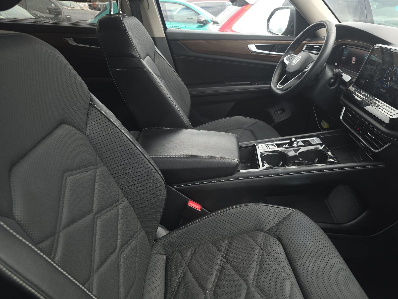 2024 Volkswagen Atlas 2.0T SE FWD