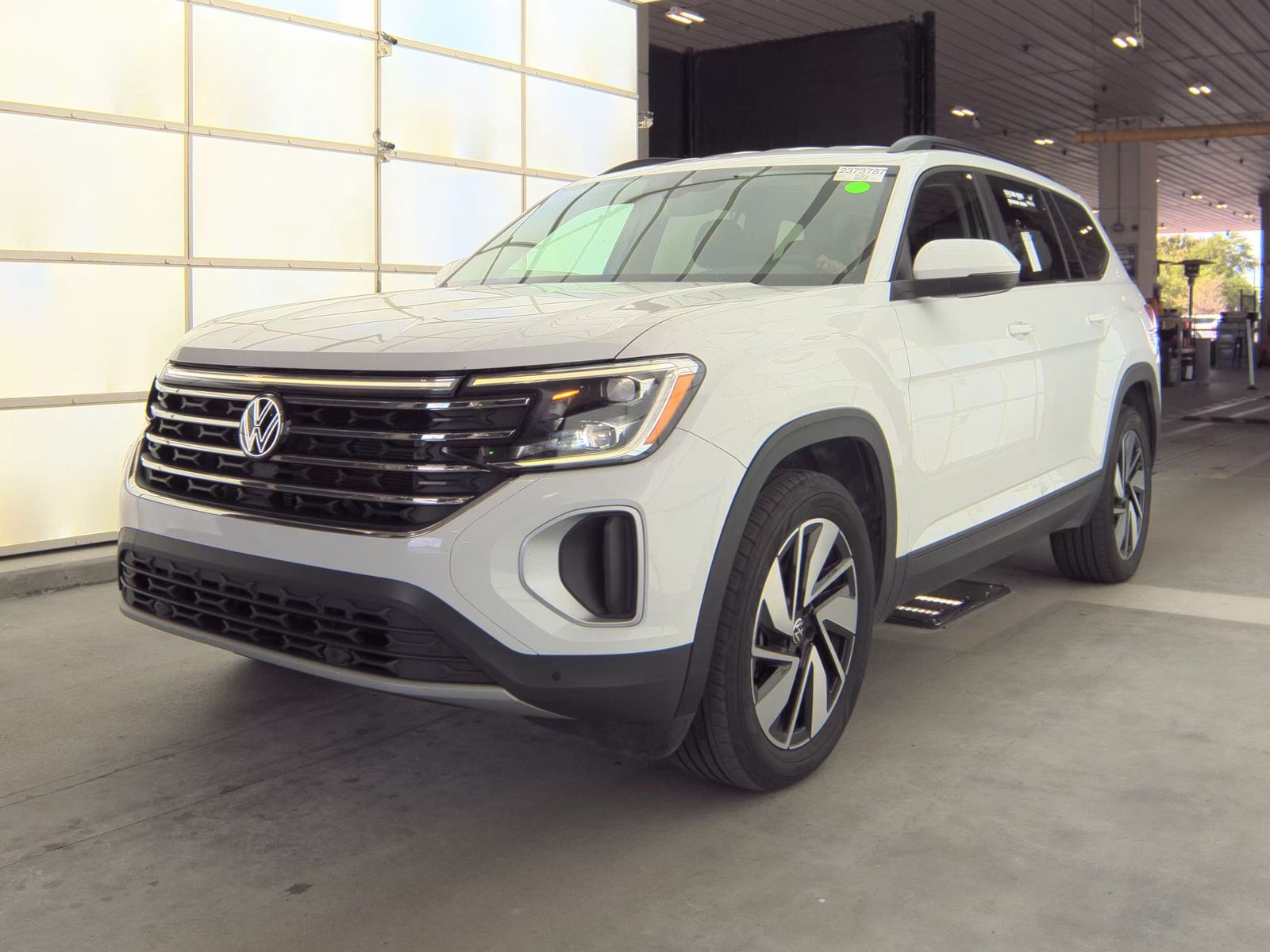 2024 Volkswagen Atlas 2.0T SE AWD