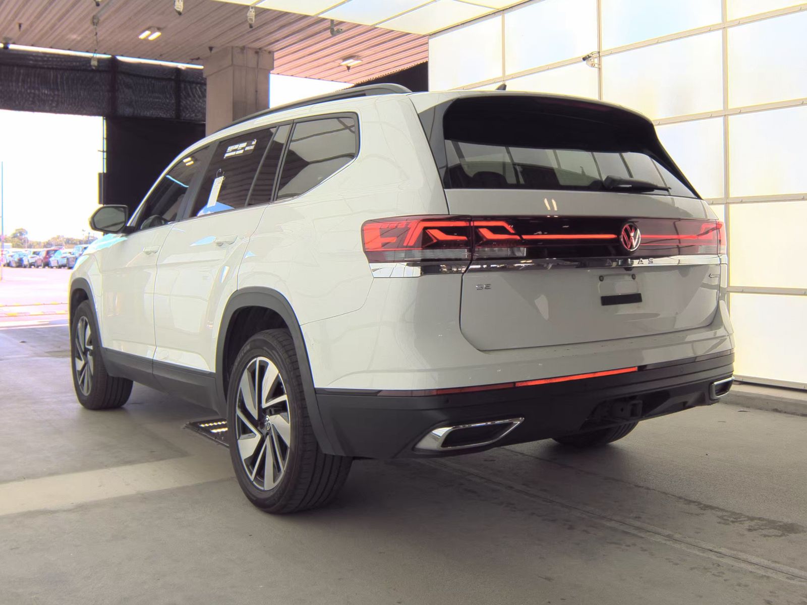 2024 Volkswagen Atlas 2.0T SE AWD