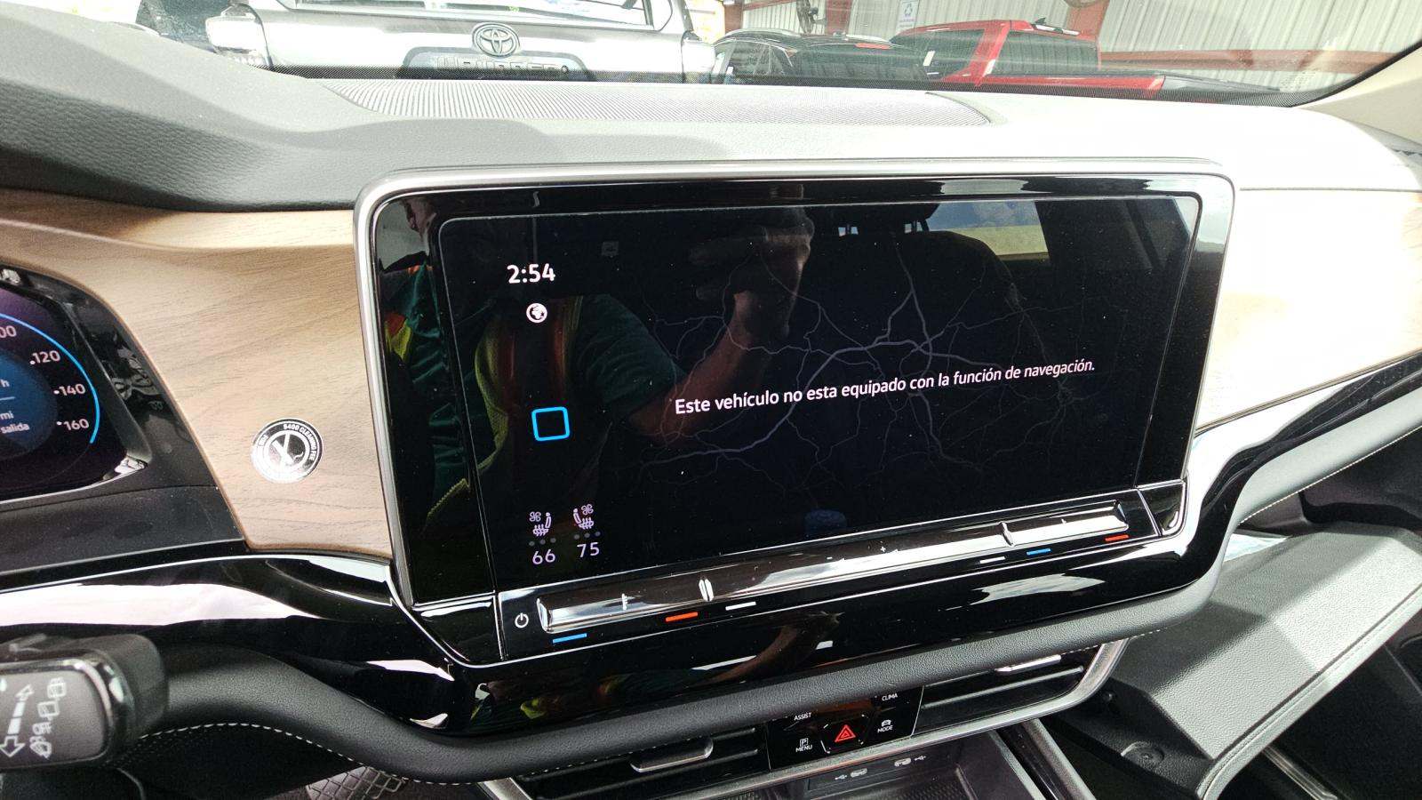 2024 Volkswagen Atlas 2.0T SE AWD