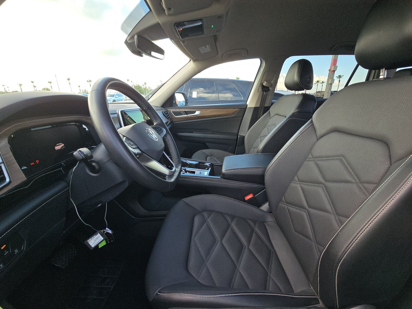 2024 Volkswagen Atlas 2.0T SE AWD