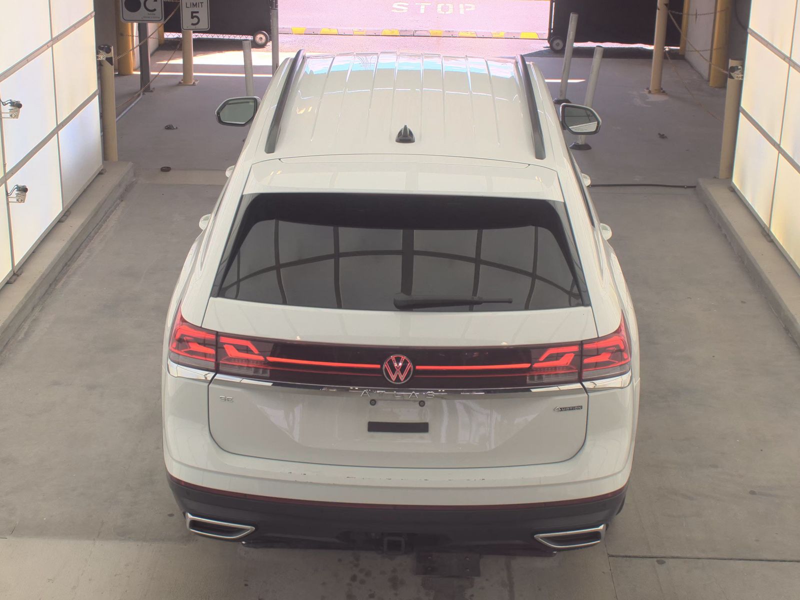 2024 Volkswagen Atlas 2.0T SE AWD