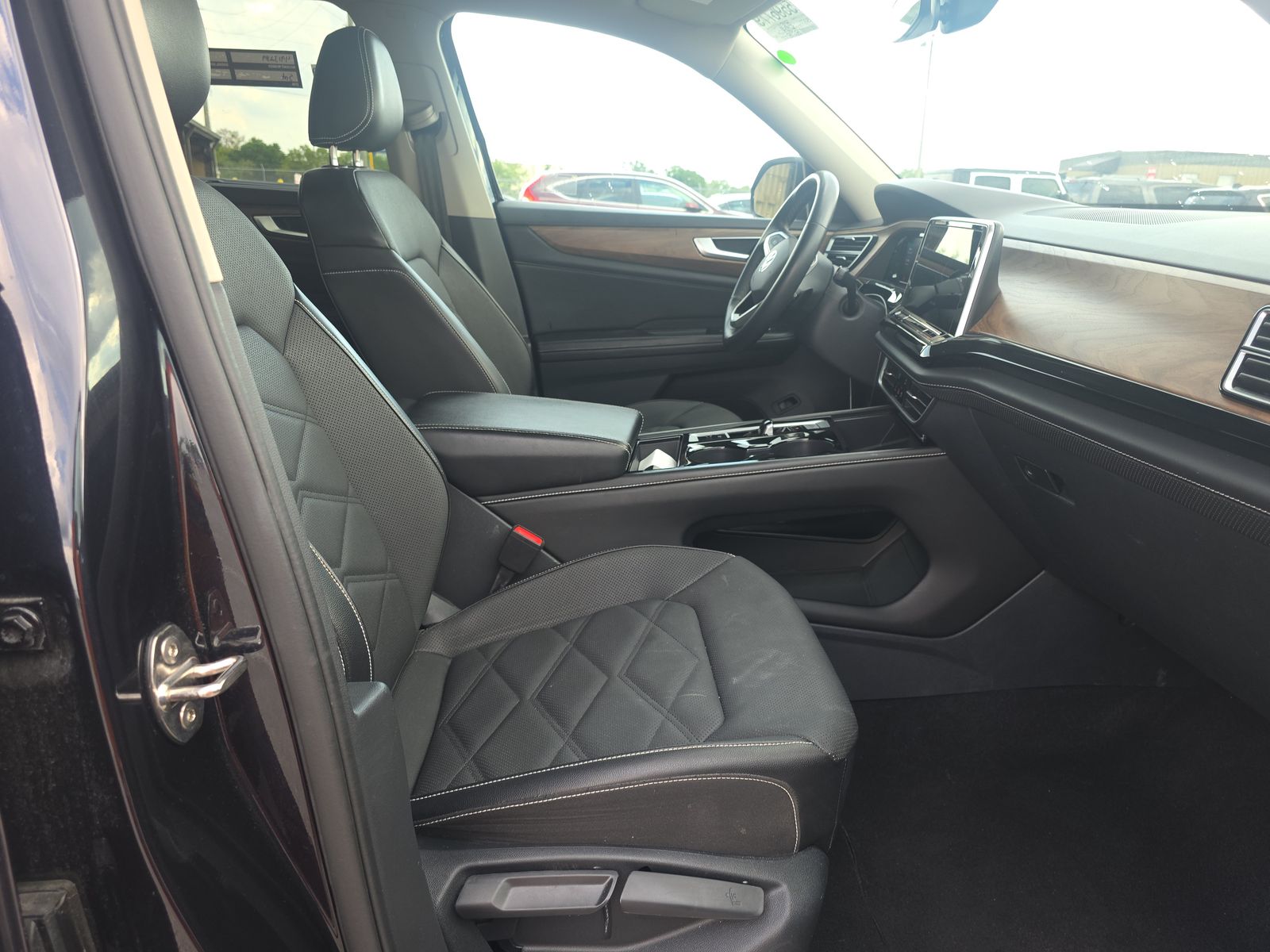 2024 Volkswagen Atlas 2.0T SE FWD