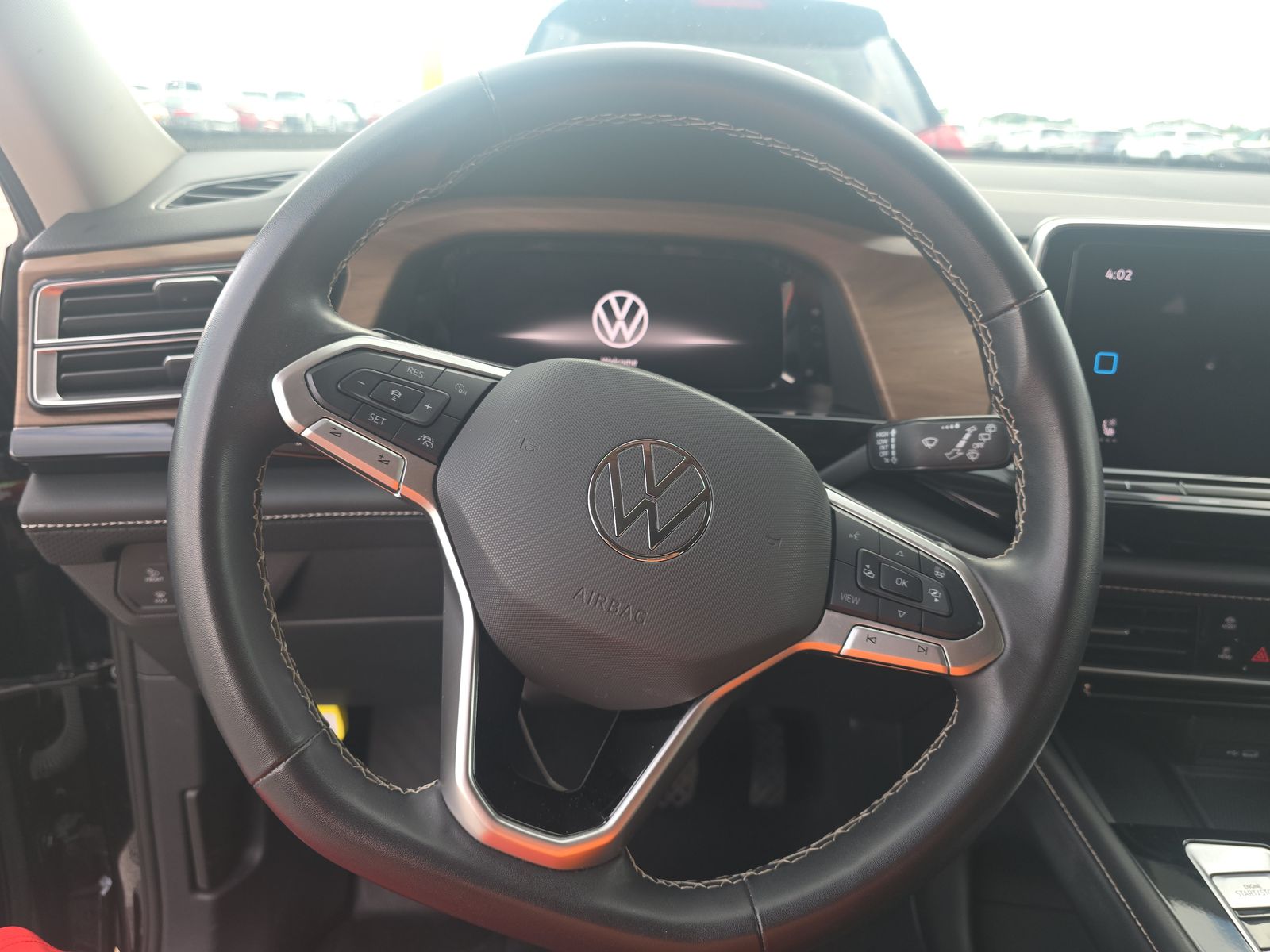 2024 Volkswagen Atlas 2.0T SE FWD