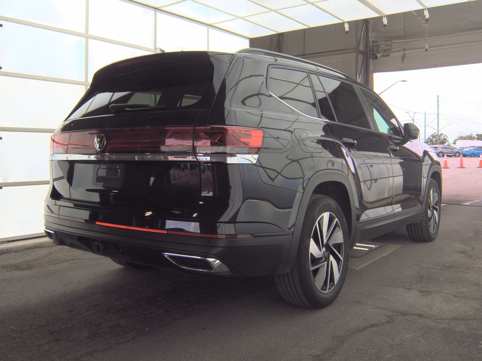 2024 Volkswagen Atlas 2.0T SE FWD