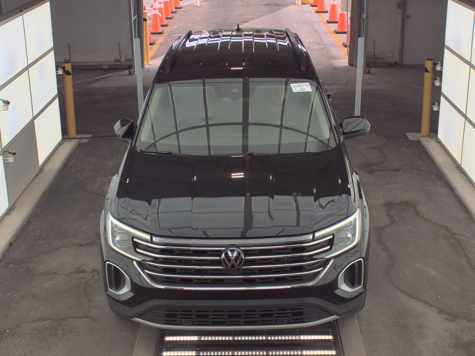 2024 Volkswagen Atlas 2.0T SE FWD