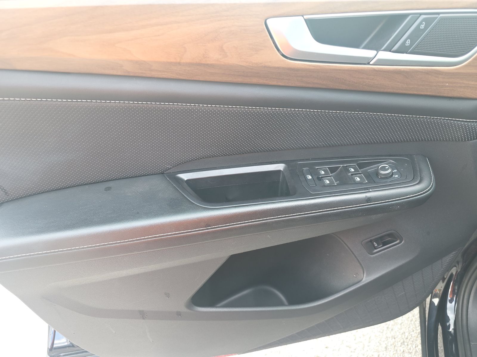 2024 Volkswagen Atlas 2.0T SE FWD