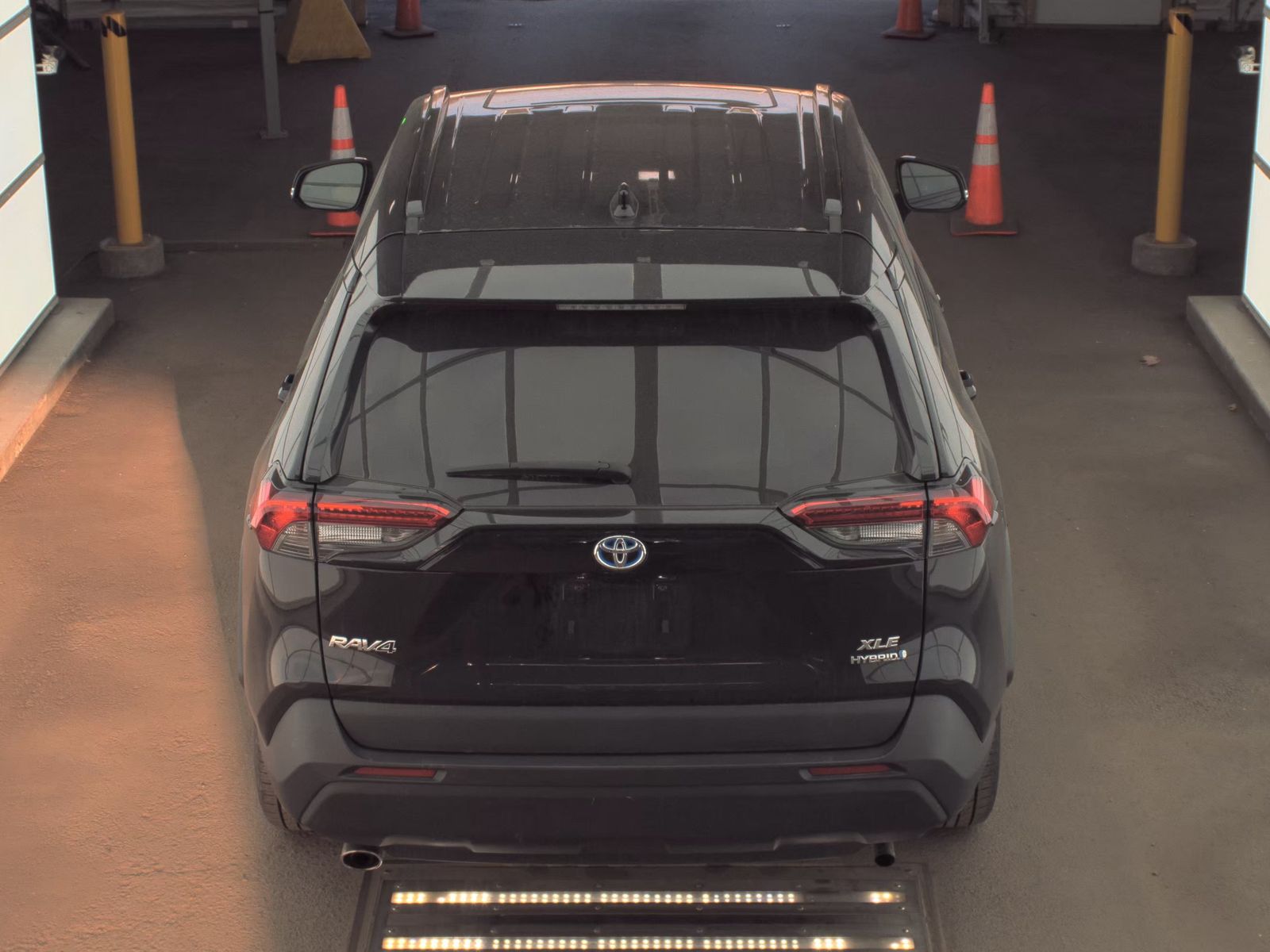 TOYOTA PRIUS - 7