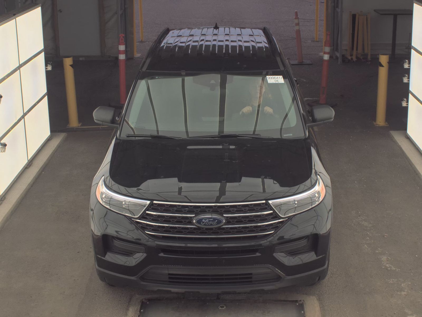 FORD EXPLORER - 3