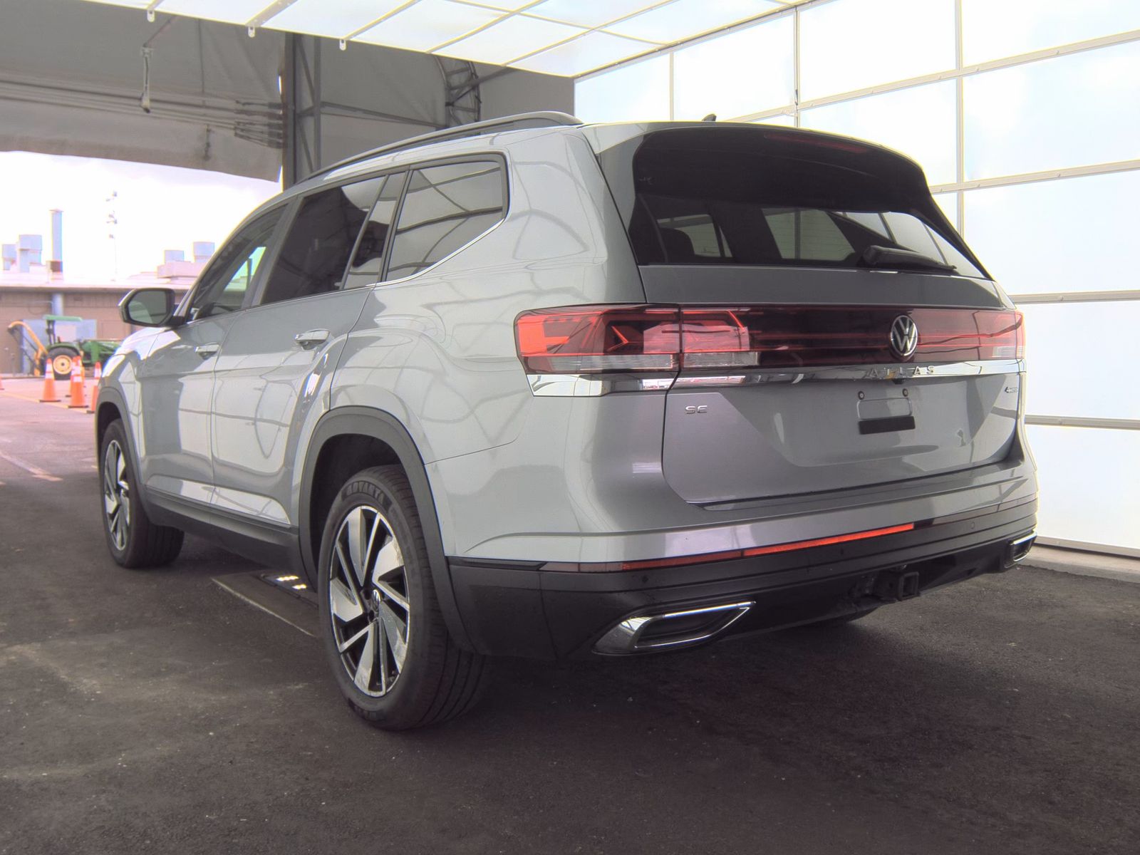 2024 Volkswagen Atlas 2.0T SE FWD