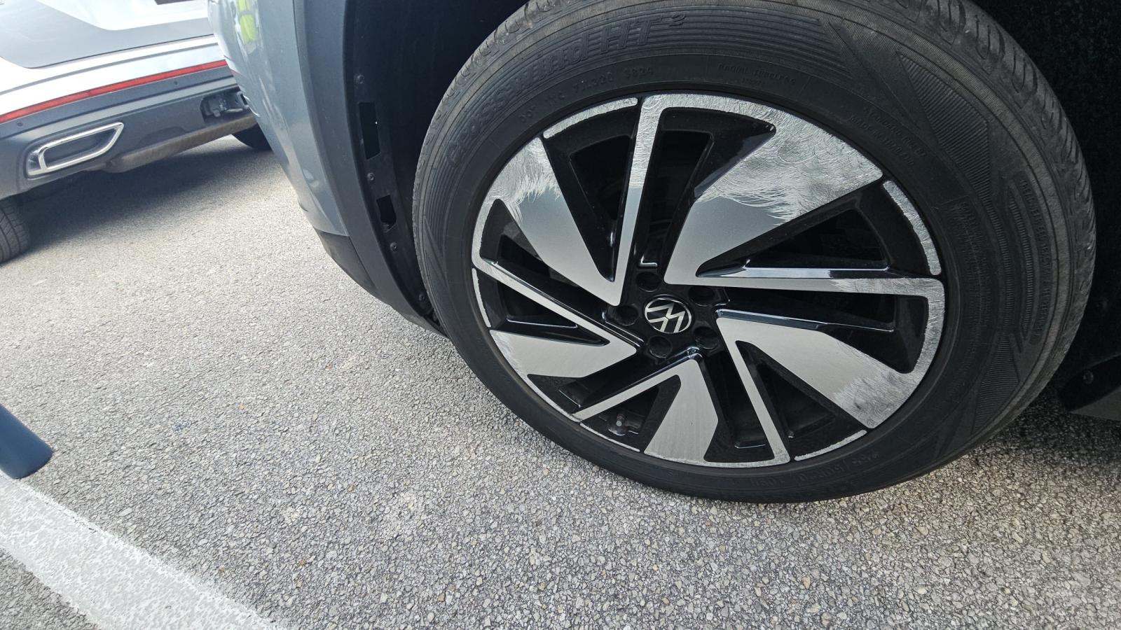 2024 Volkswagen Atlas 2.0T SE FWD