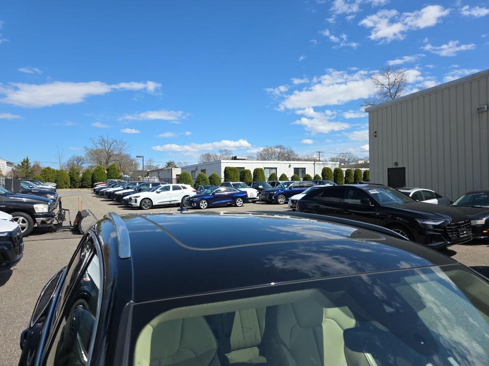 2023 Audi Q5 S line Premium Plus AWD