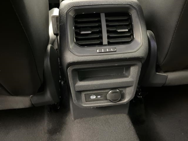 2024 Volkswagen Tiguan 2.0T SE FWD