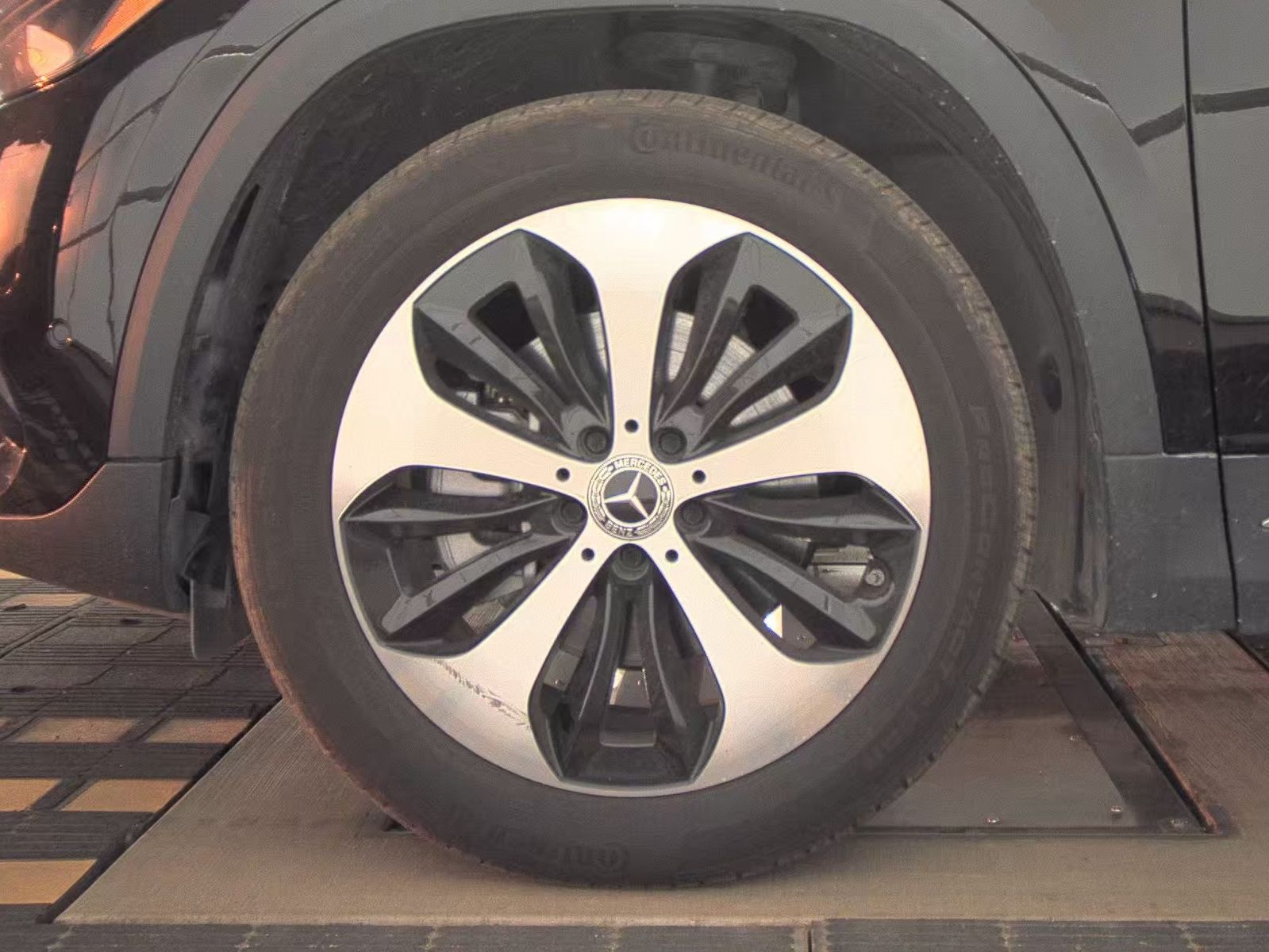 MERCEDES-BENZ GLA-CLASS - 10