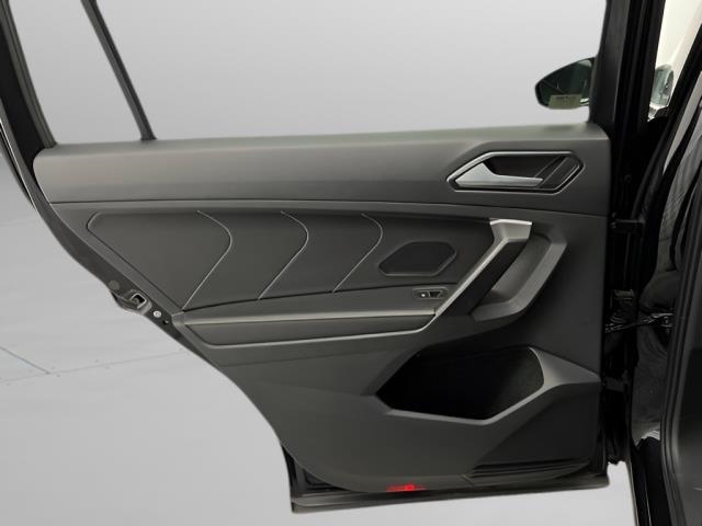 2024 Volkswagen Tiguan 2.0T SE FWD