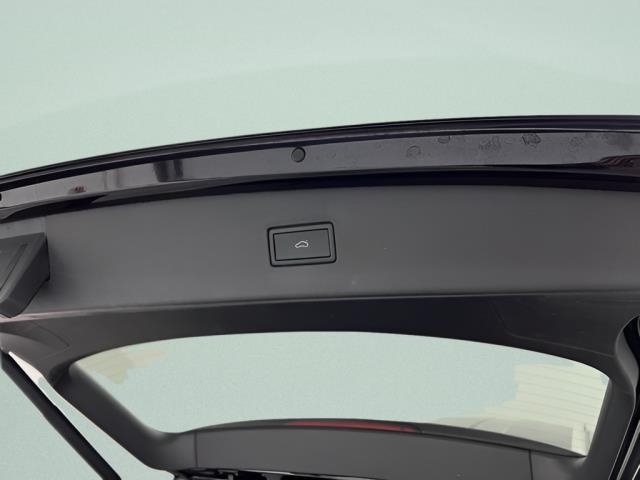 2024 Volkswagen Tiguan 2.0T SE FWD