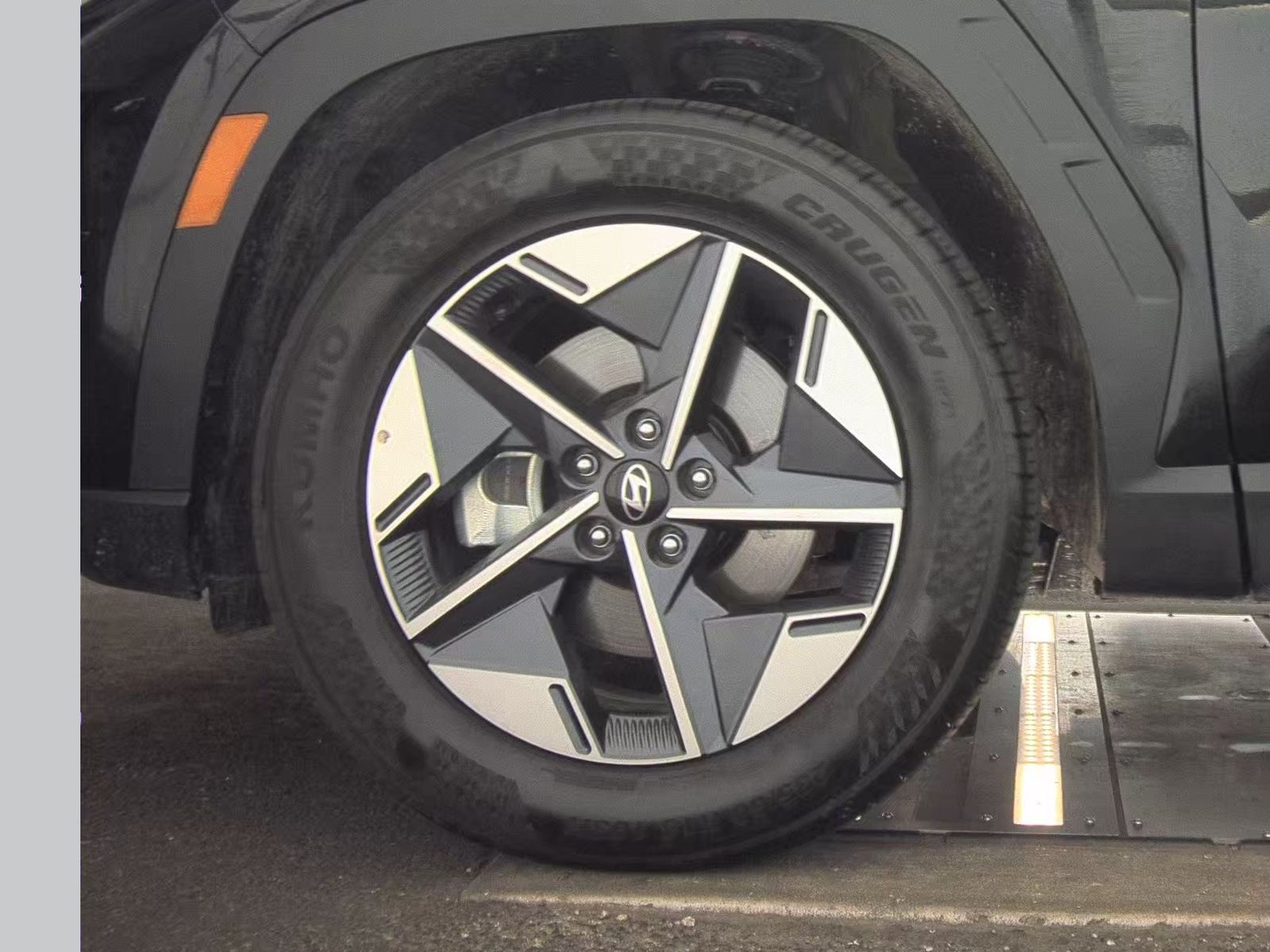 HYUNDAI UNKNOWN - 10