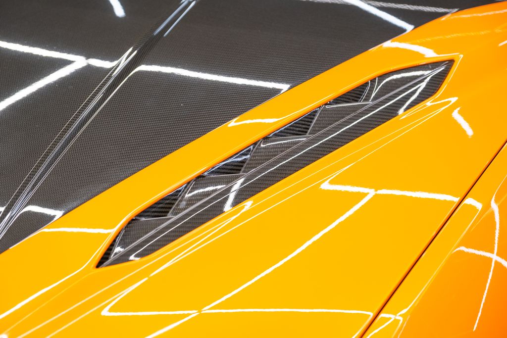 2023 Lamborghini Urus Performante AWD