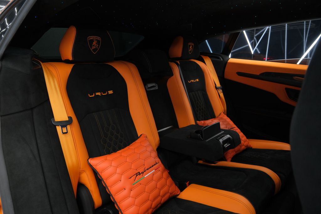 2023 Lamborghini Urus Performante AWD