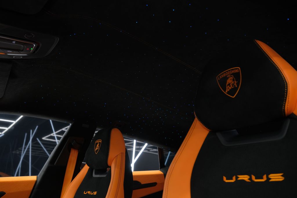 2023 Lamborghini Urus Performante AWD