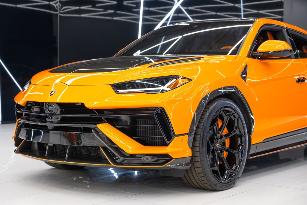 2023 Lamborghini Urus Performante AWD