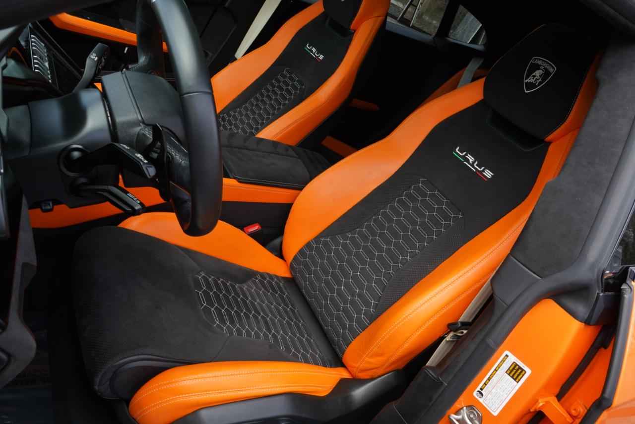 2022 Lamborghini Urus Base AWD