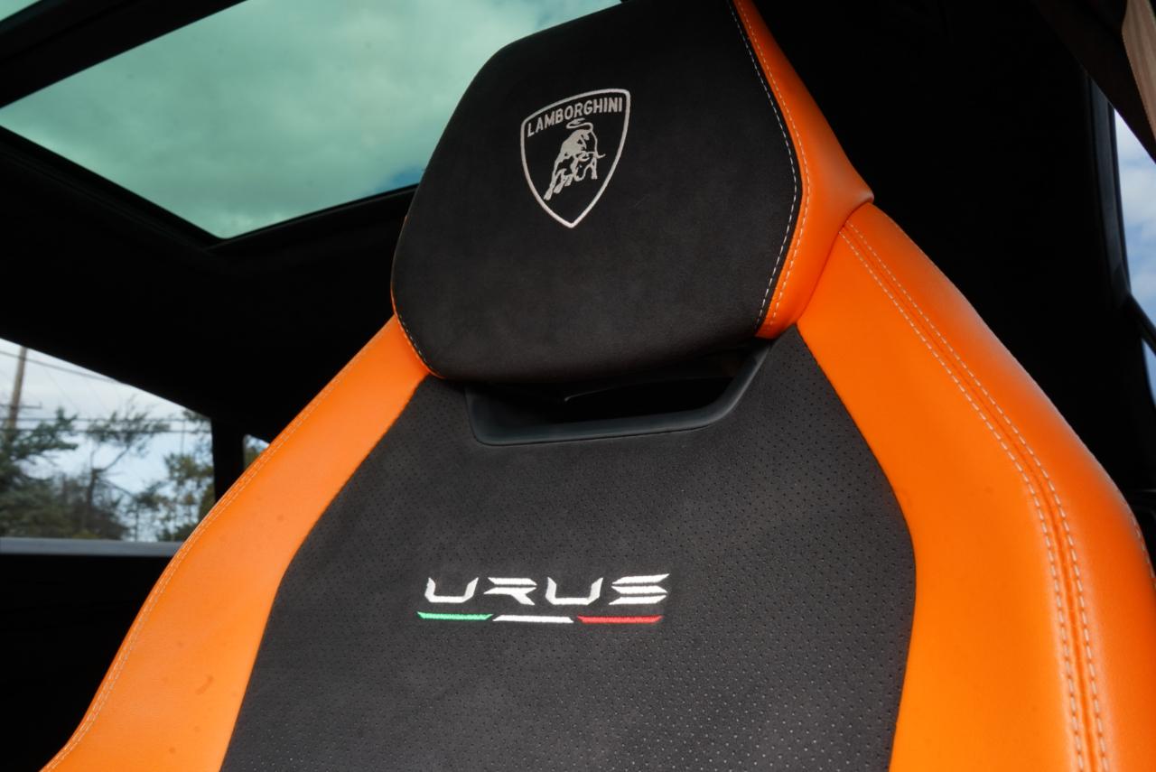 2022 Lamborghini Urus Base AWD