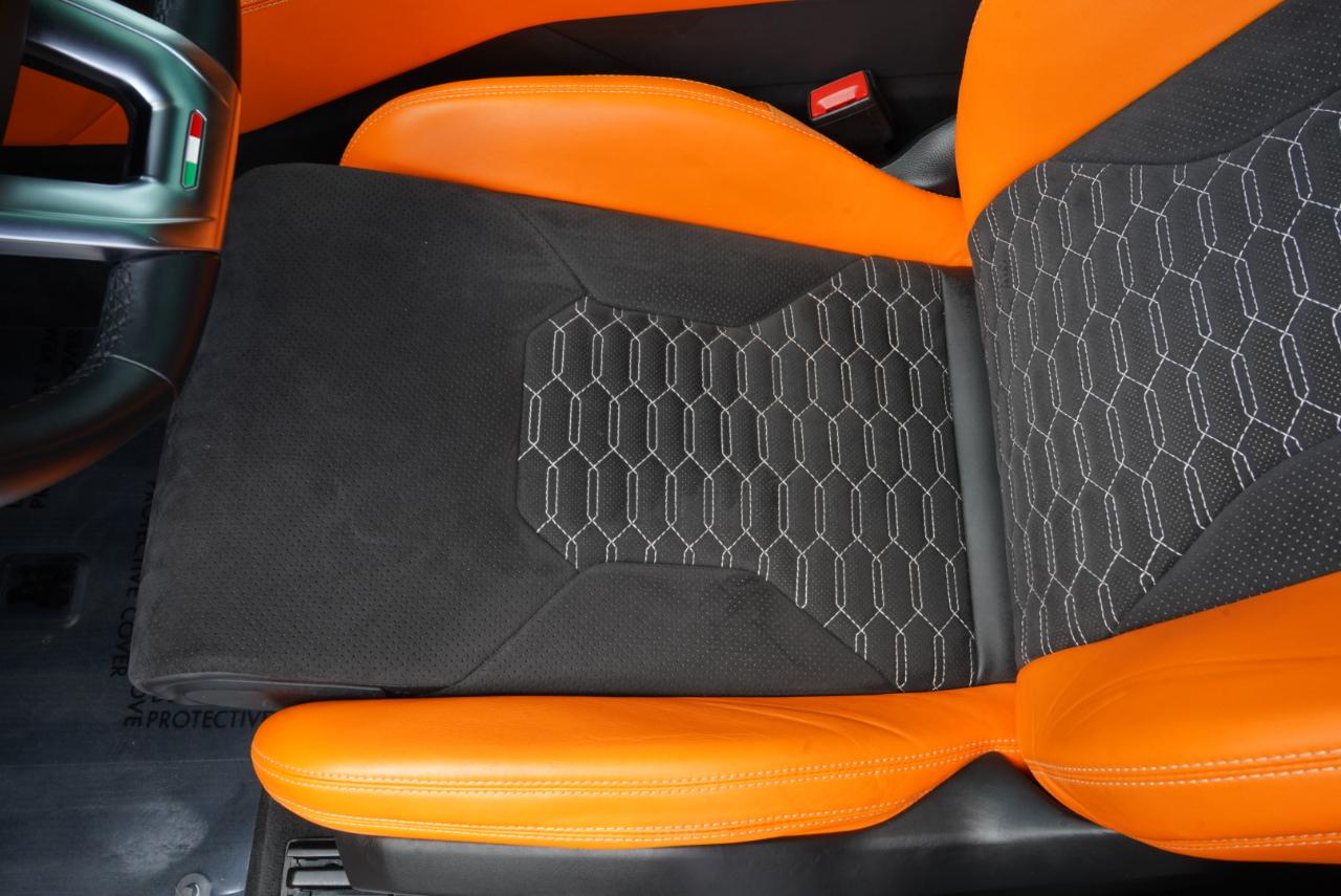 2022 Lamborghini Urus Base AWD