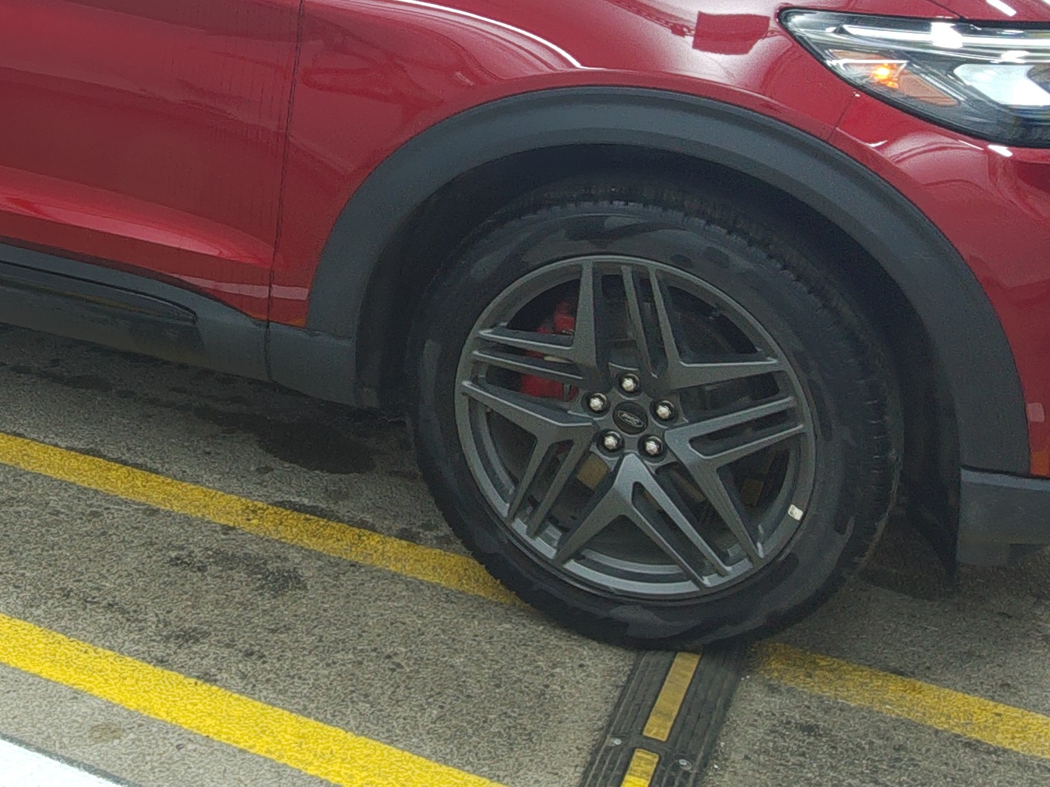FORD EXPLORER - 9