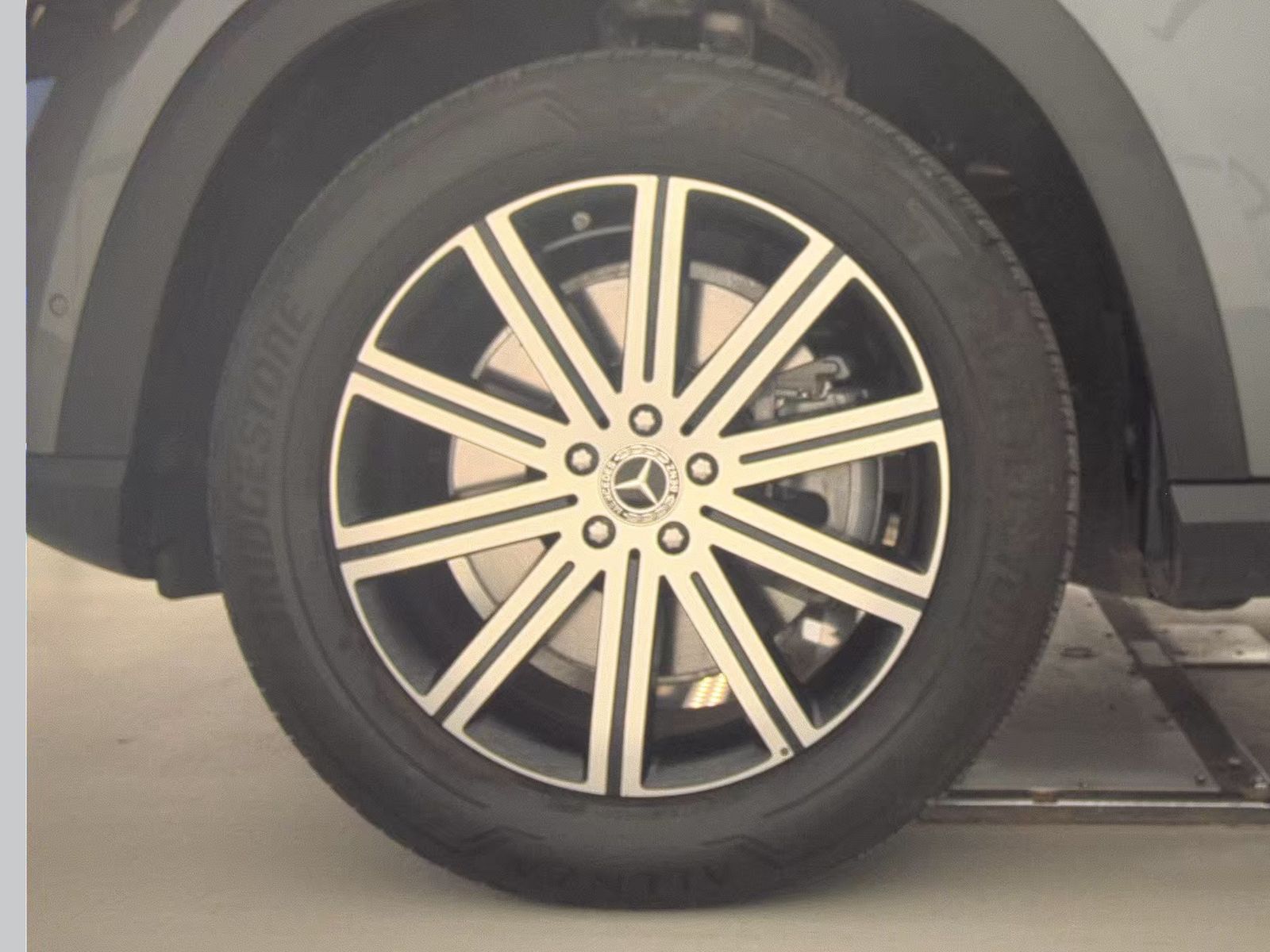 MERCEDES-BENZ GLE - 10