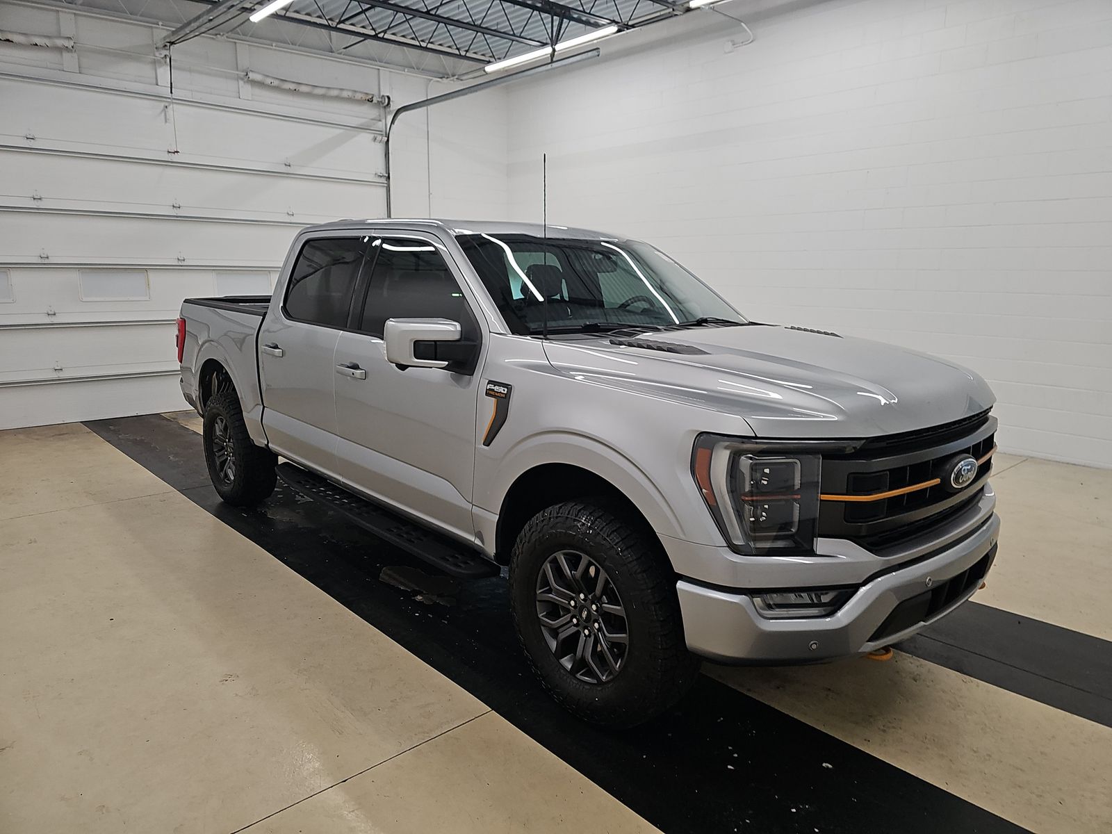 FORD F-150 - 4