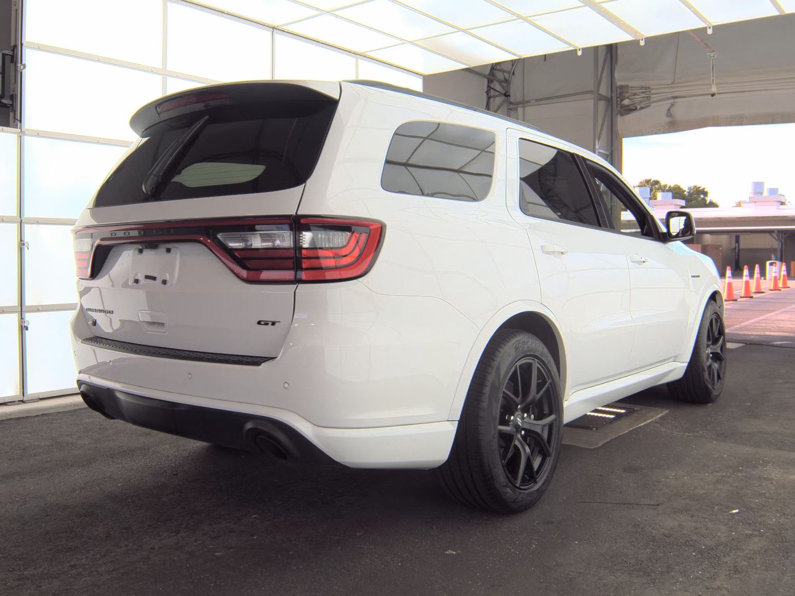 DODGE GT HEMI V8 - 6