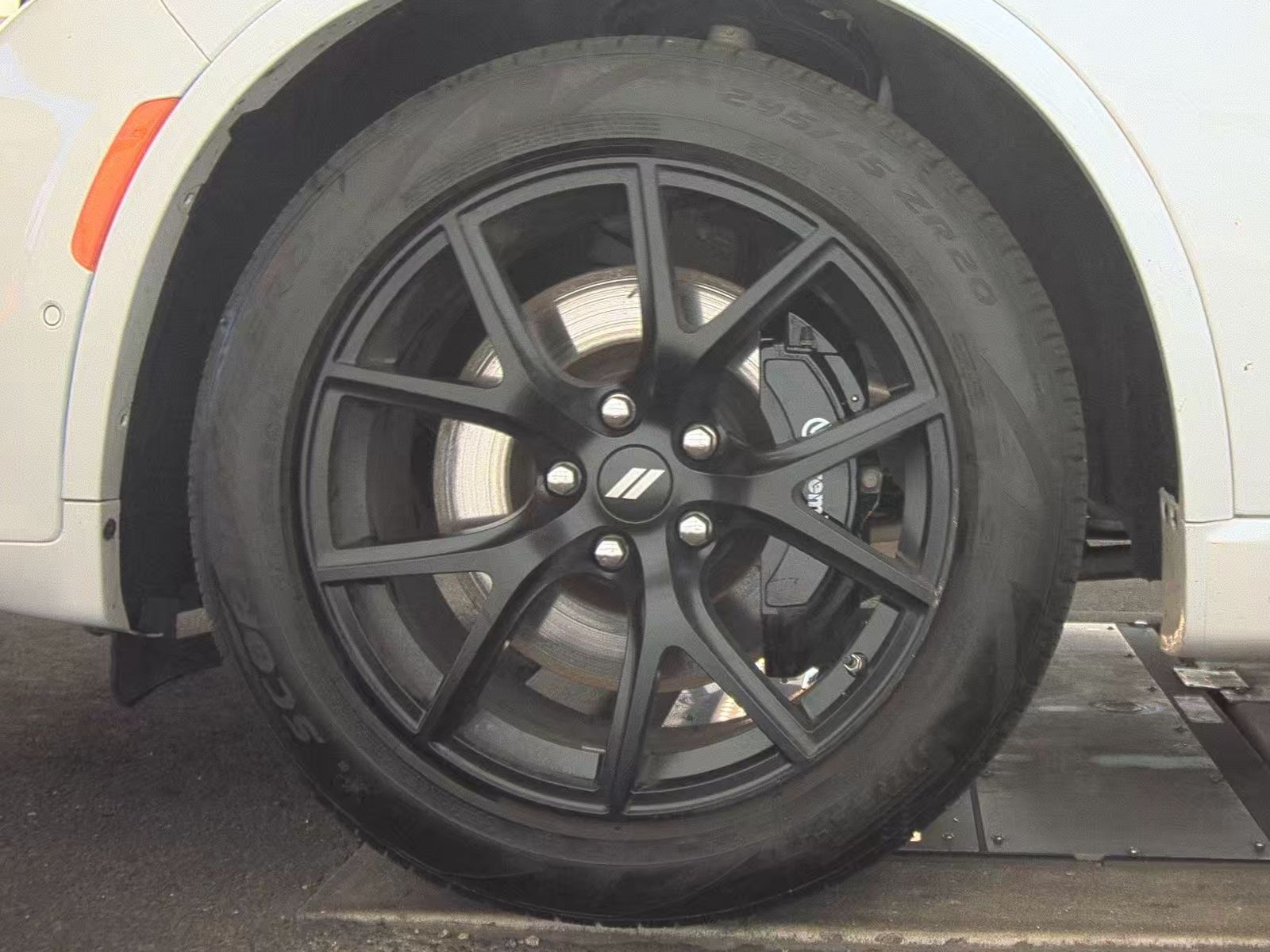 DODGE GT HEMI V8 - 10