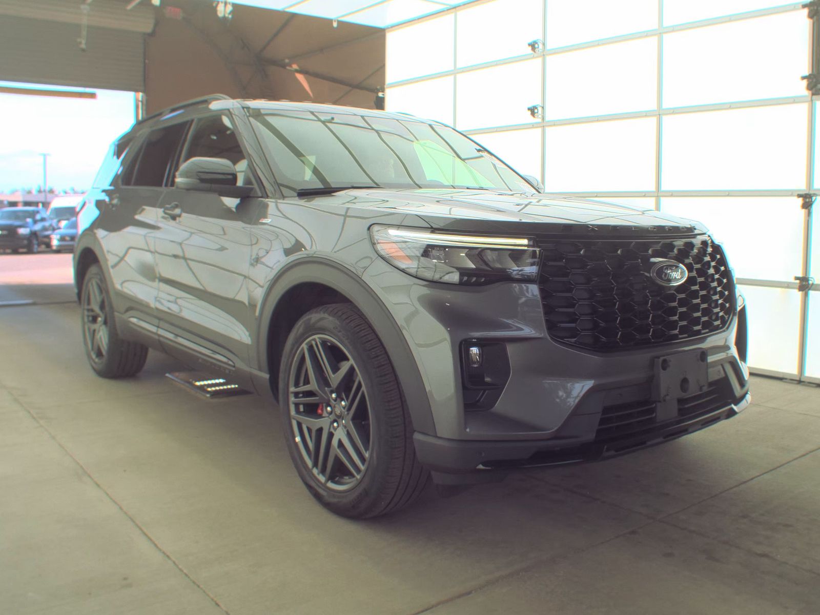 FORD EXPLORER - 5