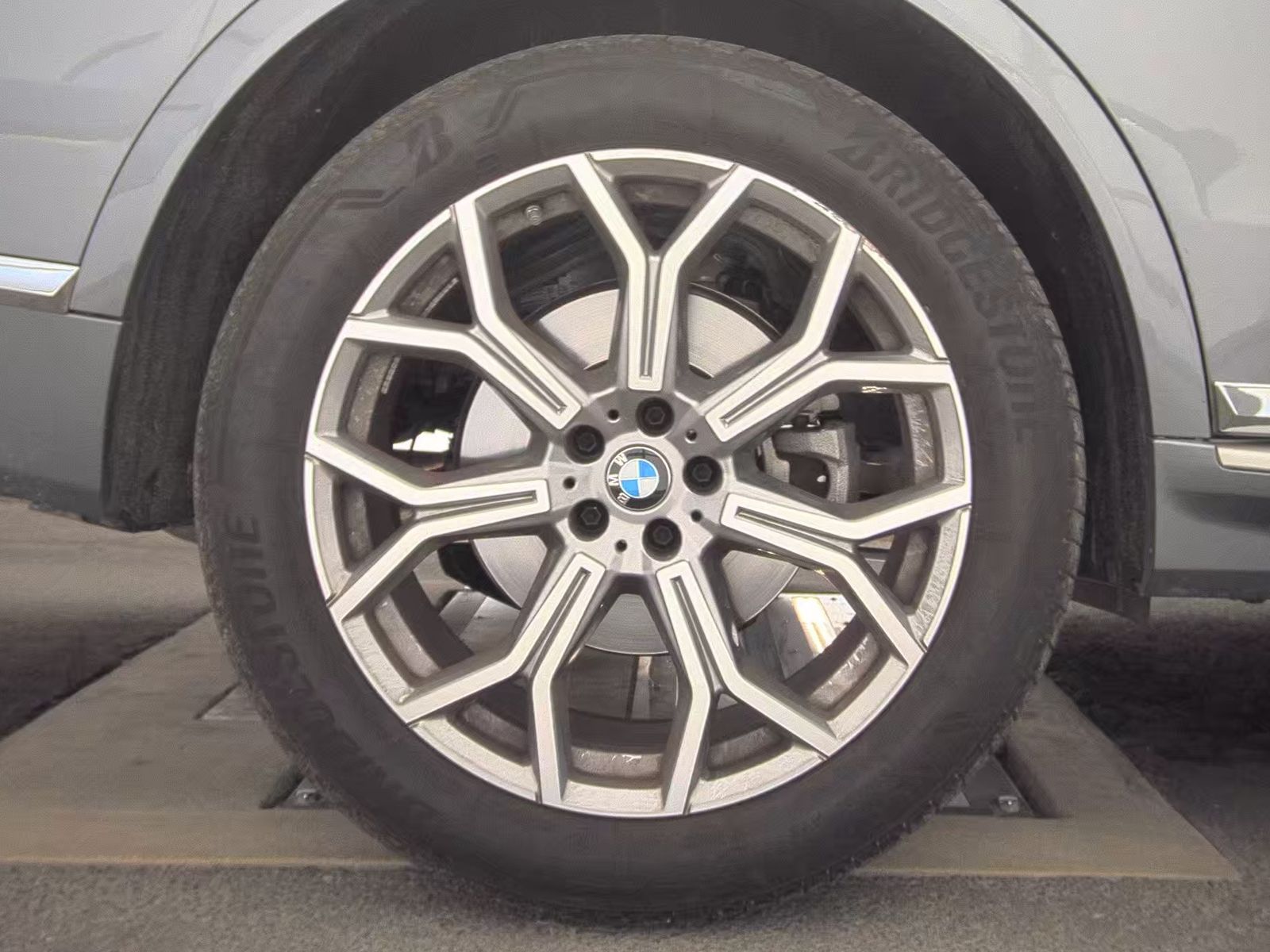 2026 BMW X7 xDrive40i AWD
