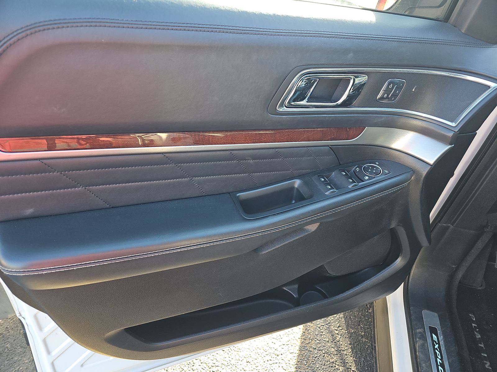 2017 Ford Explorer Platinum AWD