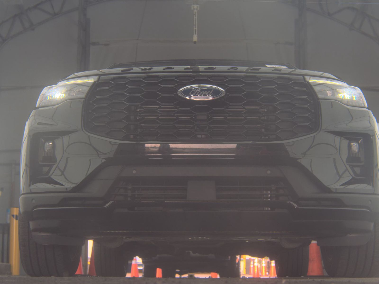 FORD EXPLORER - 4