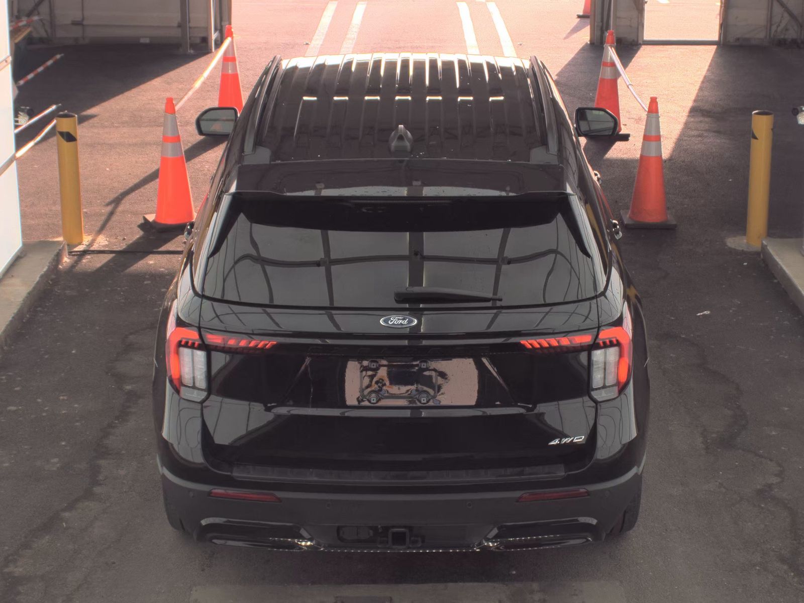 FORD EXPLORER - 7