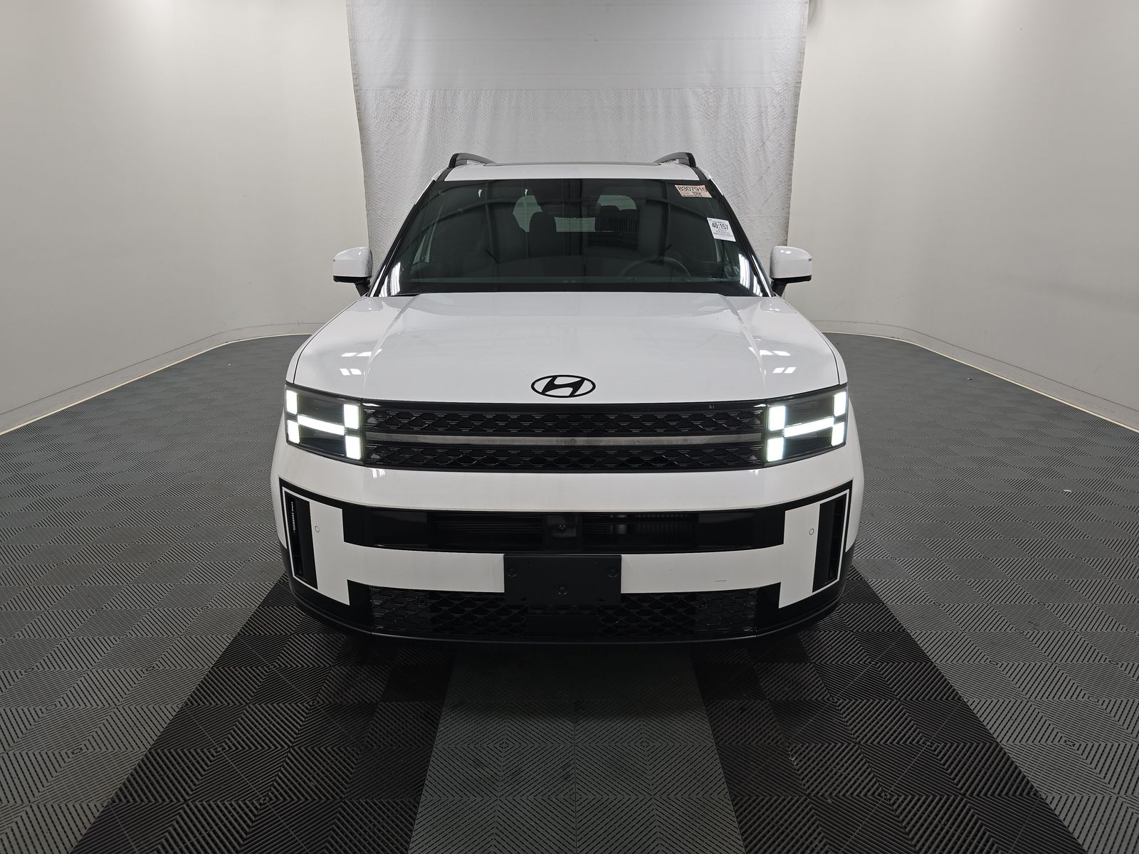 HYUNDAI CALLIGRAPH - 3