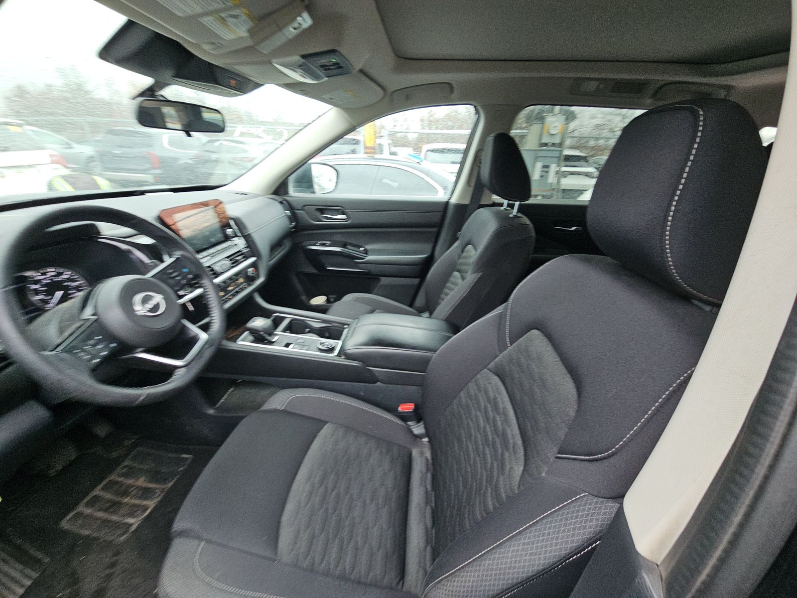 2022 Nissan Pathfinder SV AWD