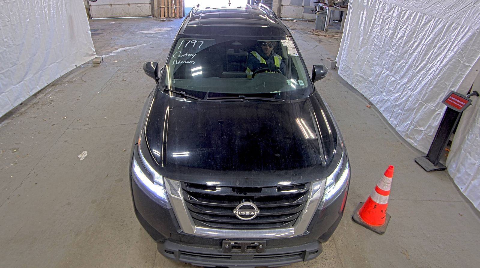 2022 Nissan Pathfinder SV AWD