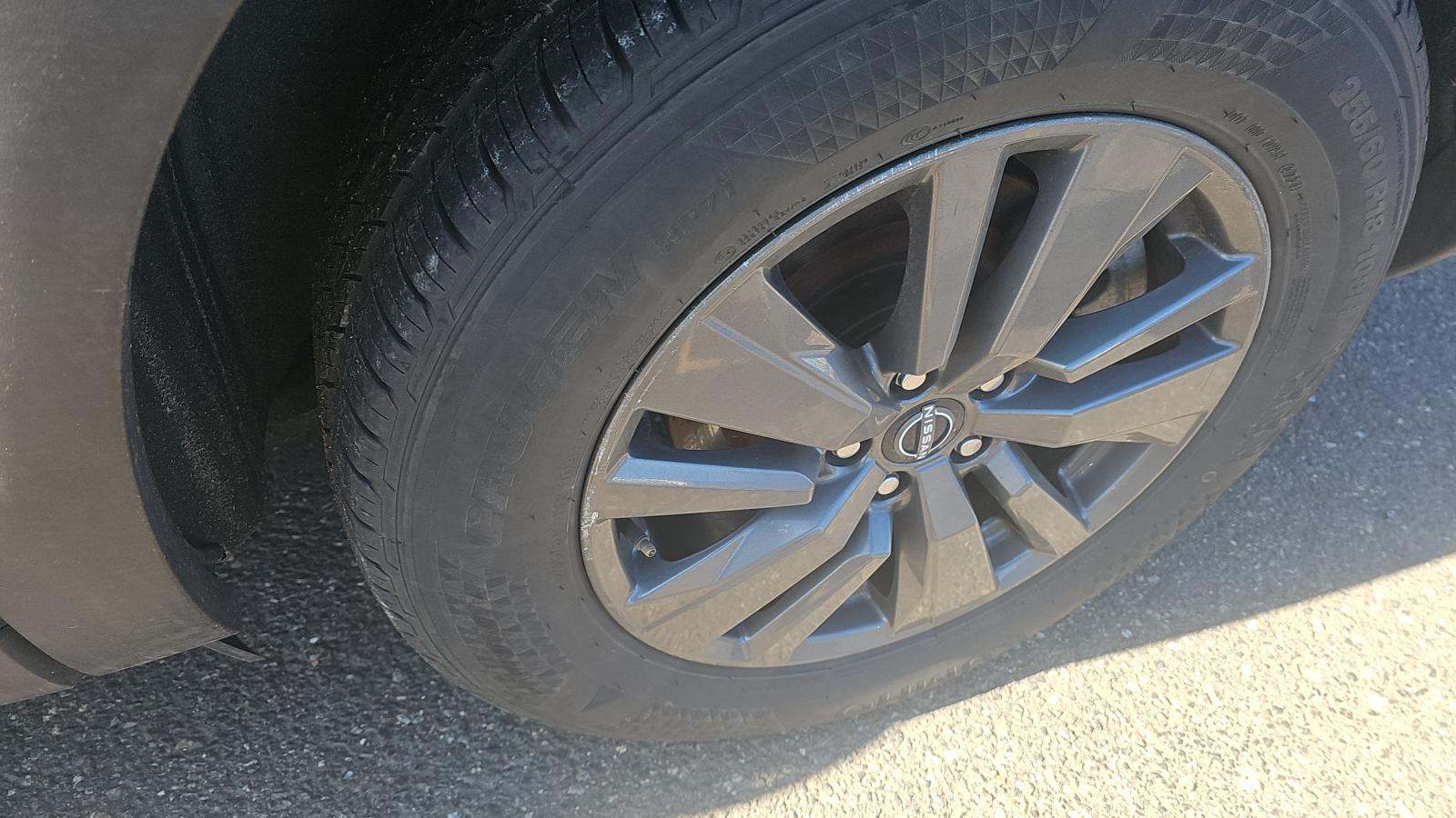 2022 Nissan Pathfinder SV AWD