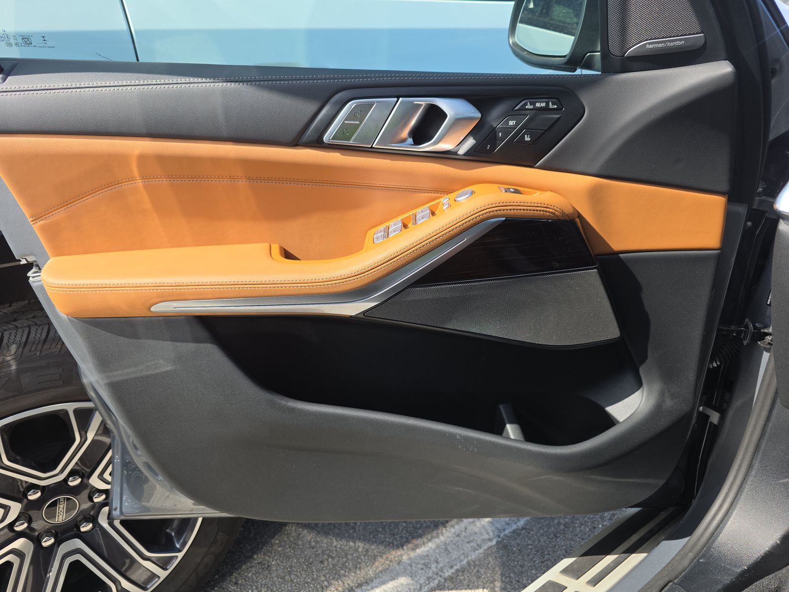 2026 BMW X7 xDrive40i AWD