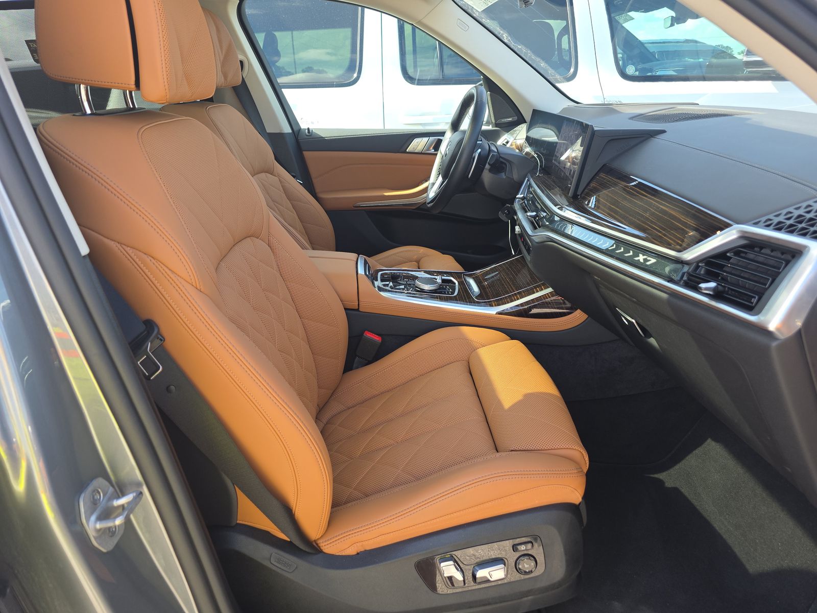 2026 BMW X7 xDrive40i AWD