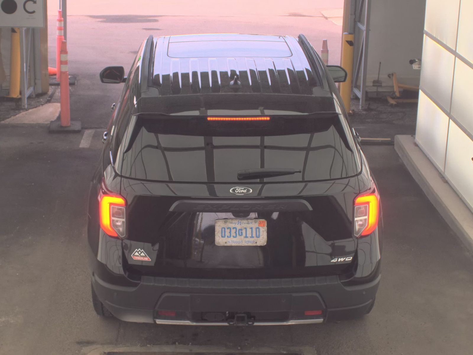 FORD EXPLORER - 7