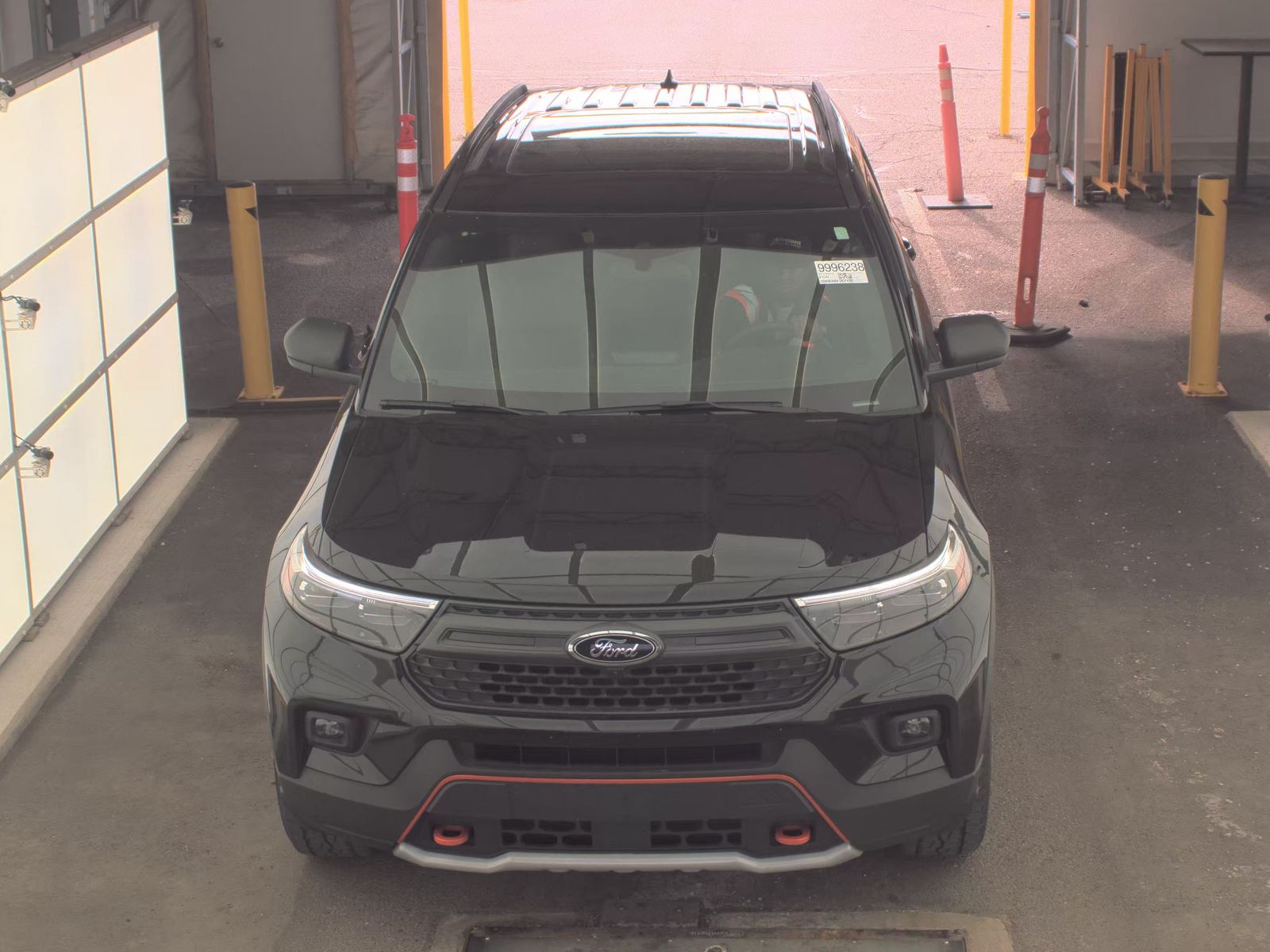 FORD EXPLORER - 3