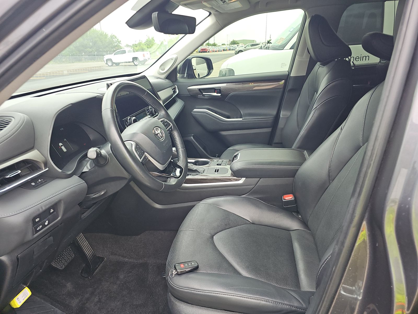 TOYOTA PRIUS - 8